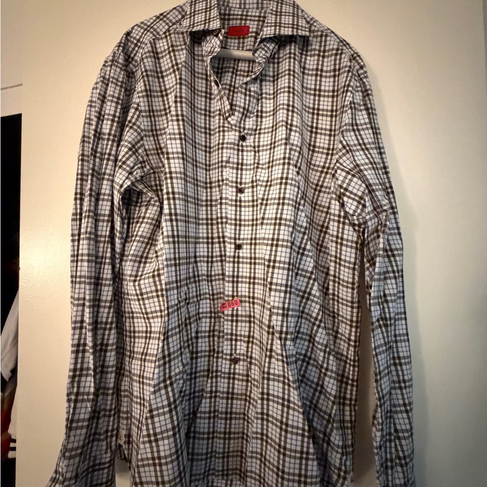 Men's Plaid Long-Sleeve Button-Down Shirt in Brown and White